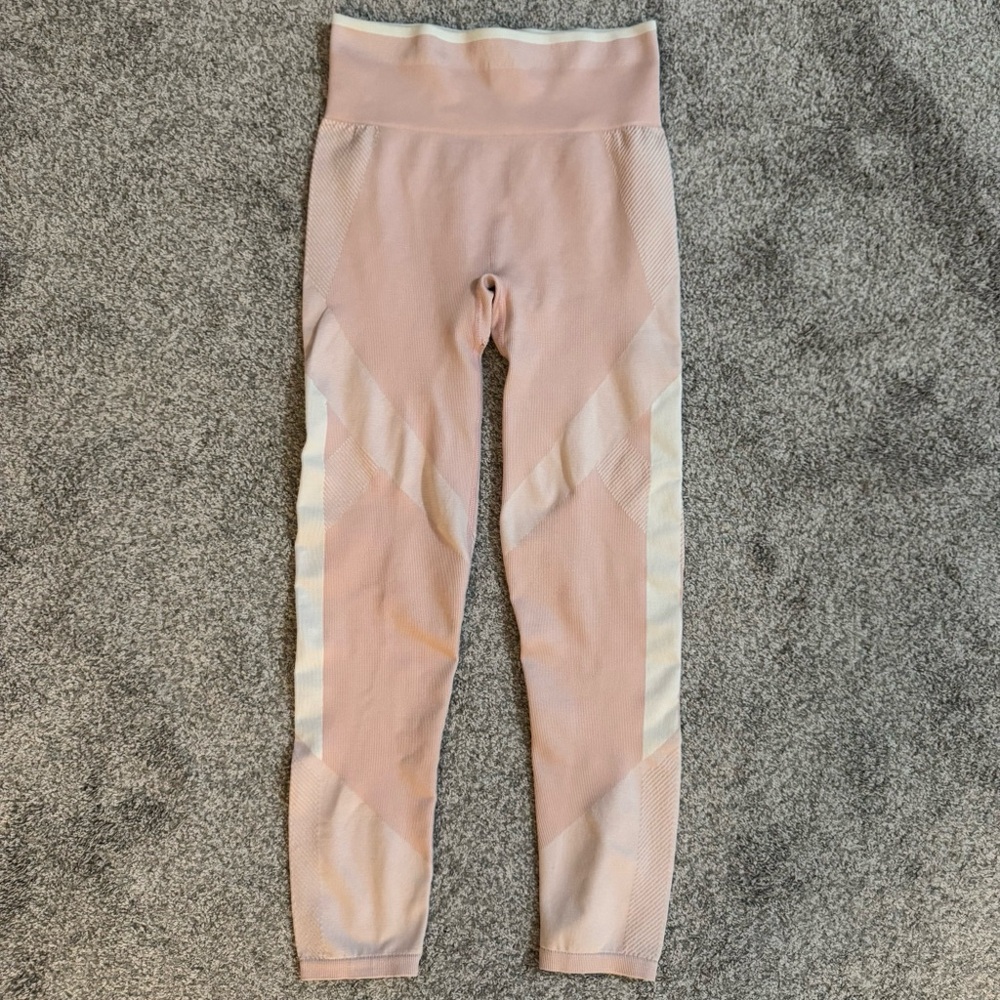 Victoria's Secret PINK Cool & Comfy Size M Pink Color Block Seamless Leggings